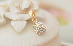 gold crystal teardrop pendant