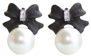 Bowknot Pearl Earrings